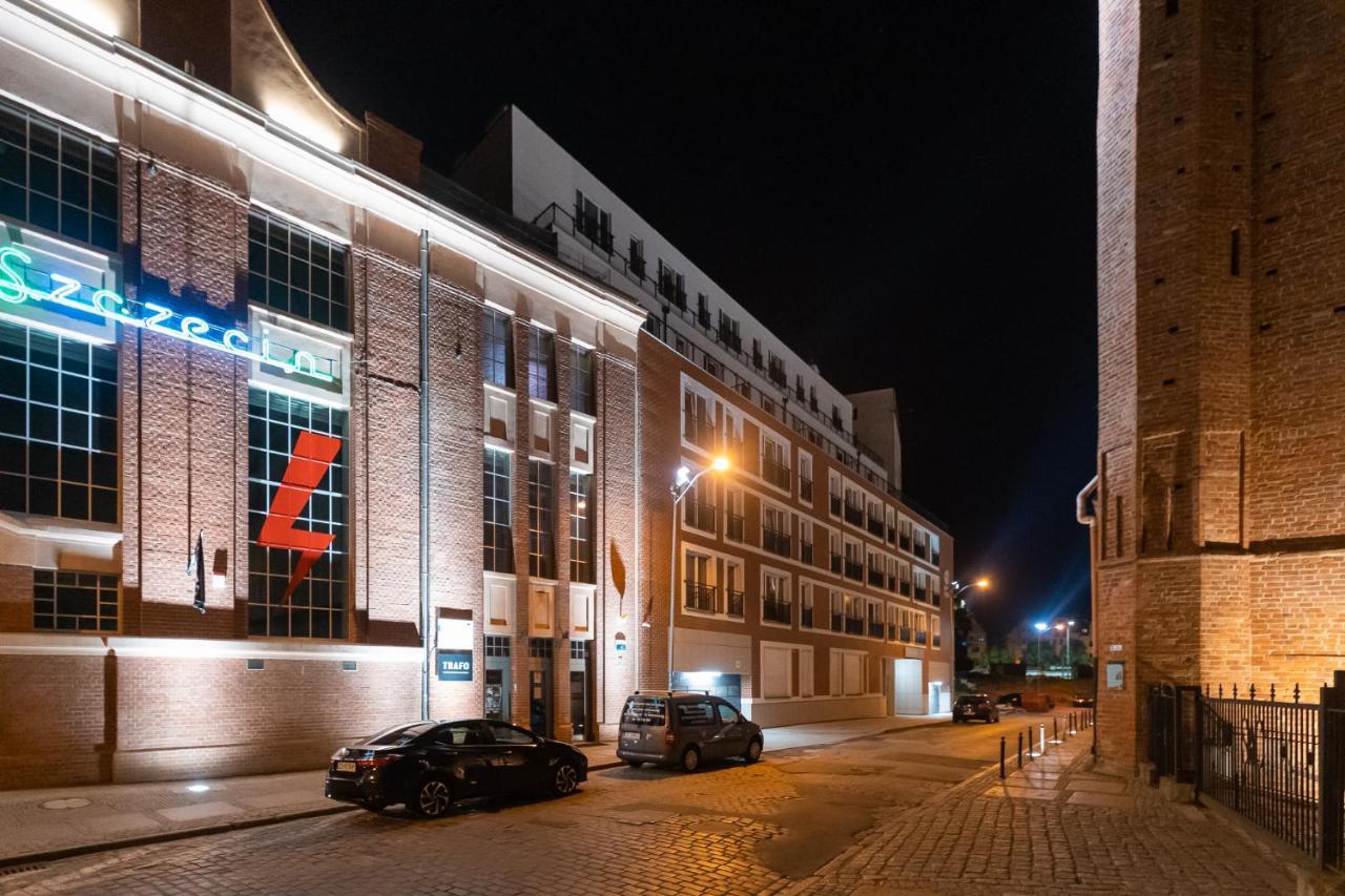 Apartament Prezydencki Bulwary Stare Miasto Apartamenty No 1 ชเตชชิน ภายนอก รูปภาพ